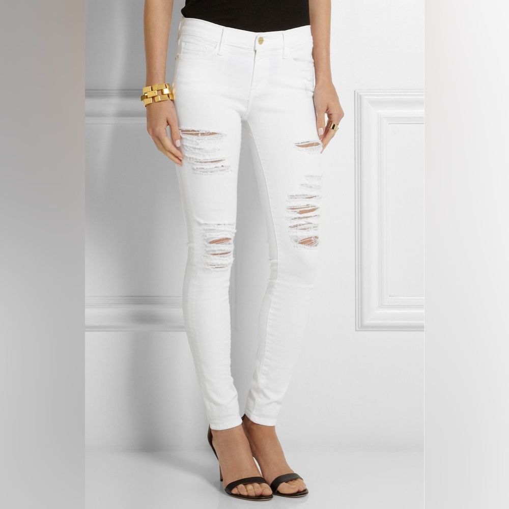 FRAME white washed skinny aged jeans. Le Skinny de Jeanne
